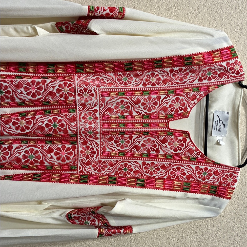 Embroidered Cream and Red thobe